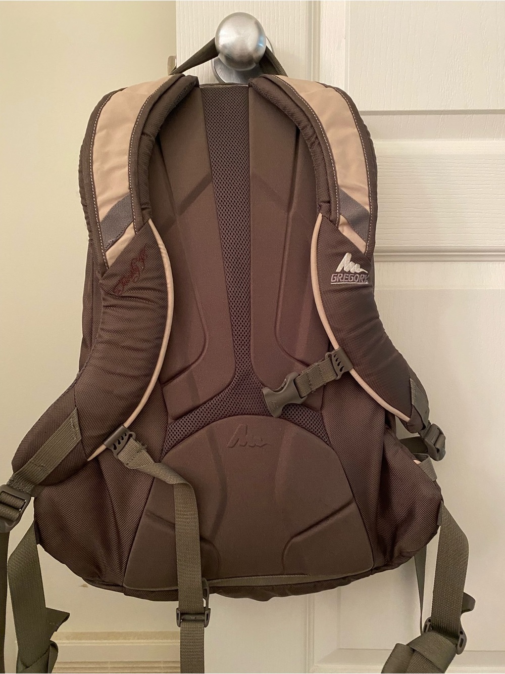 Gregory Trinity 18L Women's Daypack - Hiking Backpack - Picture 2 of 6